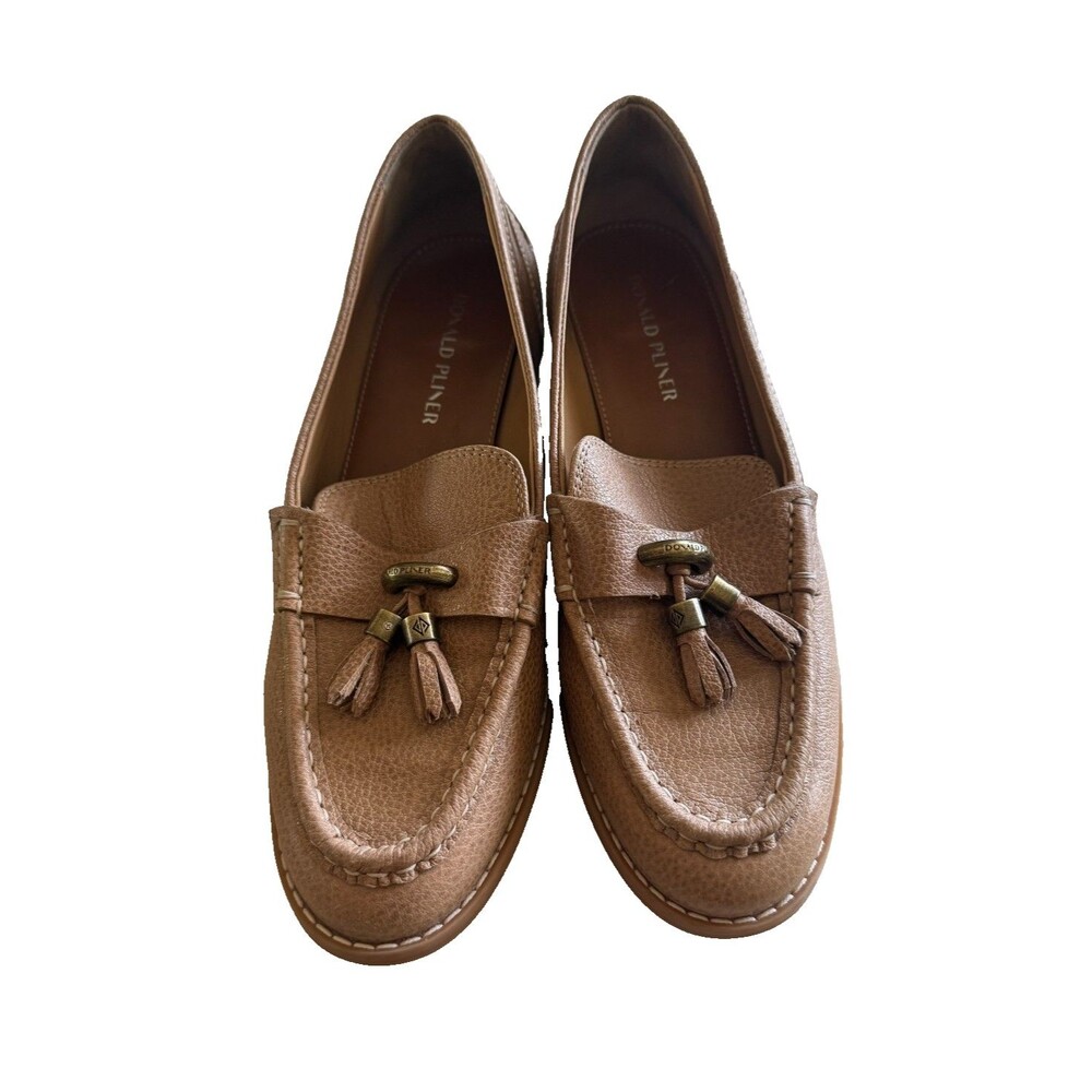 Donald Pilner Mirabel Tassel Loafers Size 10M